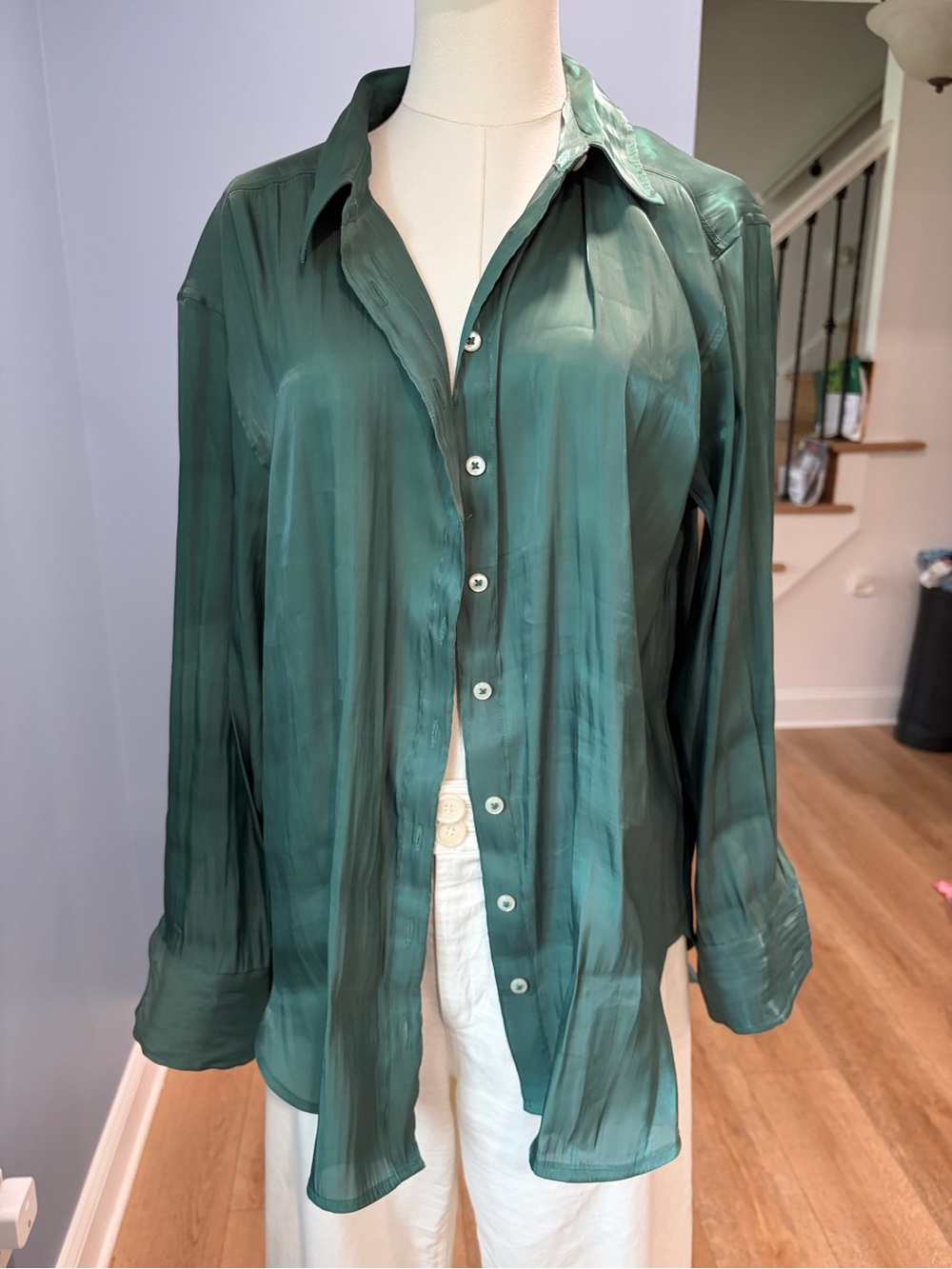 Anthropologie Emerald Green Semi Sheer Satin Button Down Blouse Size Medium - Picture 4 of 8